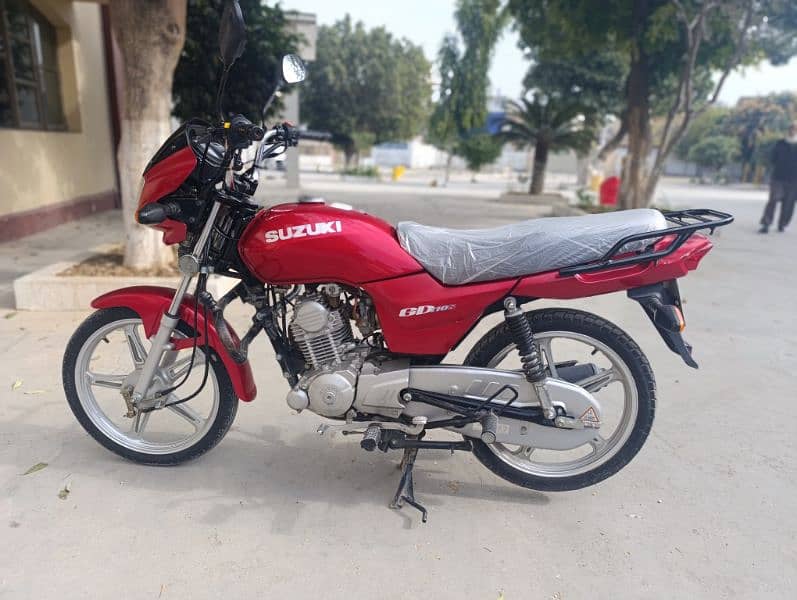 Suzuki 110cc 2018model pindi number V Good condition 2