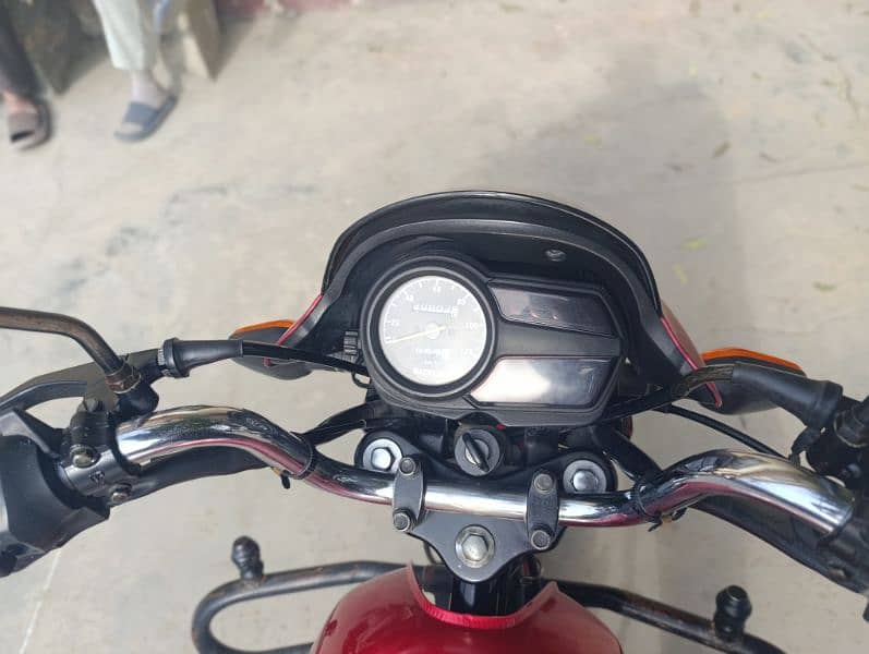 Suzuki 110cc 2018model pindi number V Good condition 6