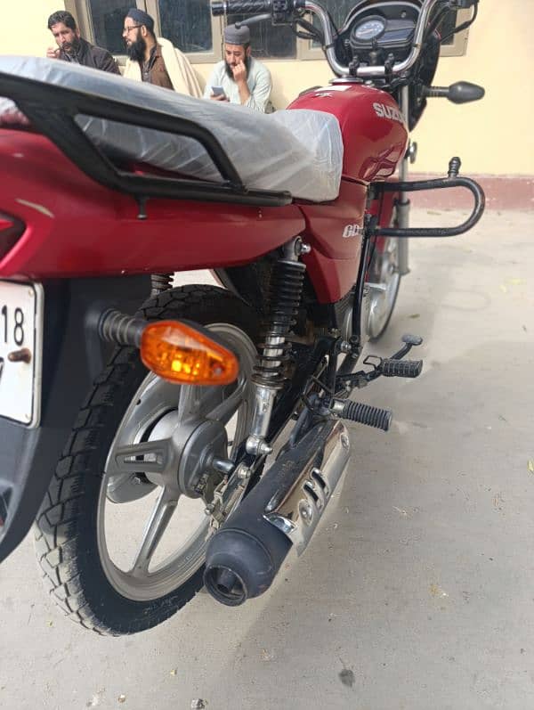 Suzuki 110cc 2018model pindi number V Good condition 7