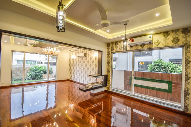 1 Kanal House With Double Heighted Interior And Close to Park in DHA Phase 7 4