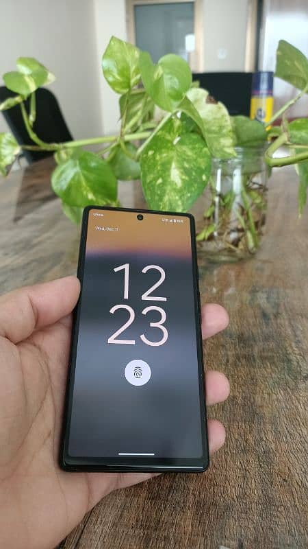 Google pixel 6a in 10/10 condition dual approved 10