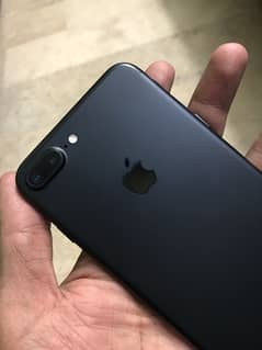 iPhone 7plus 128gb pta approved 0347-0606029