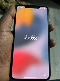 iPhone 11 Pro Max icloud lock