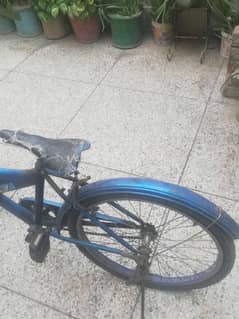 Humber cycle in blue