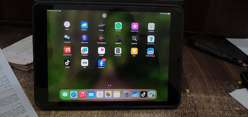 ipad 9th Generation 64gb with box only 1