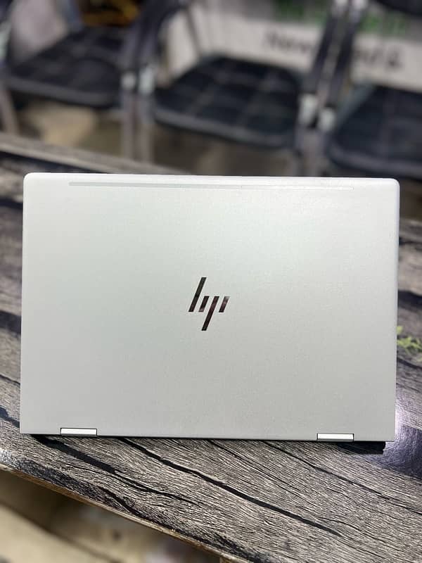 HP Elitebook 830 G6x360 touch 10 by 10 condtion 1