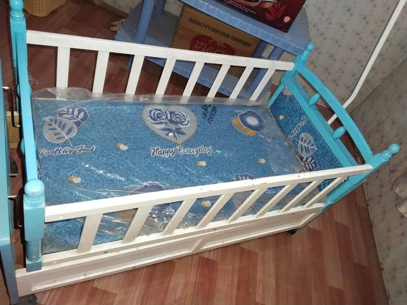 baby cots 2