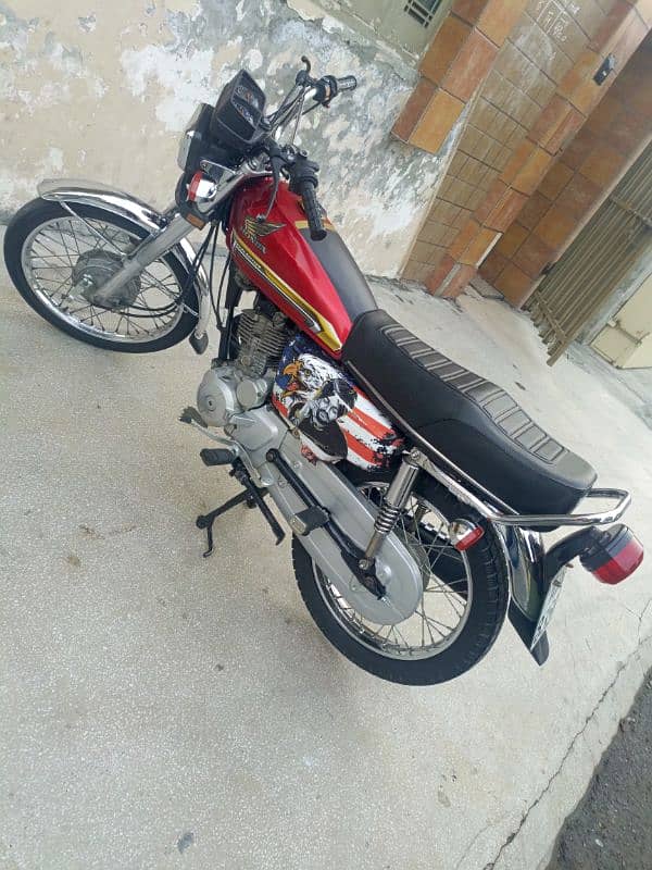 Honda 125 self start good condition 6