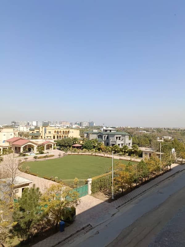 2 bed farnish apartmint available for rent in gulberg hieghts gulberg greens islamabad 22