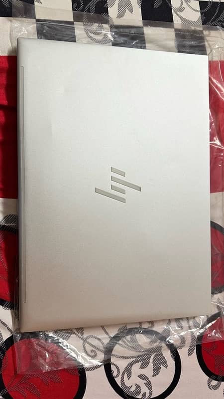 HP Elite Book 840 G9 i7 1