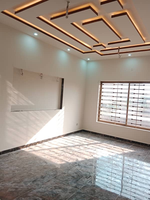 Upper Portion available for rent 4