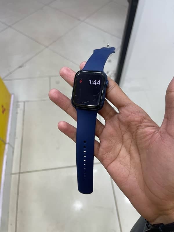 apple Watch Series 6 44mm Blue 97BH 4