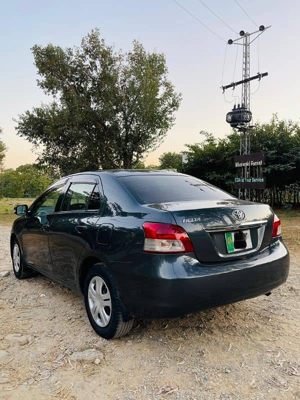 Toyota Belta 2010 3