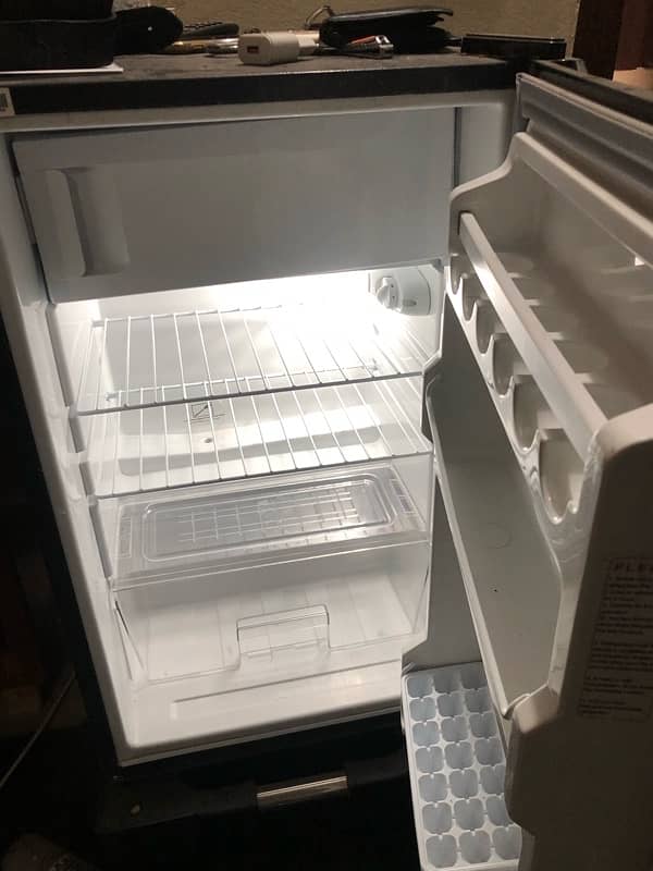 Fridge For sale 3