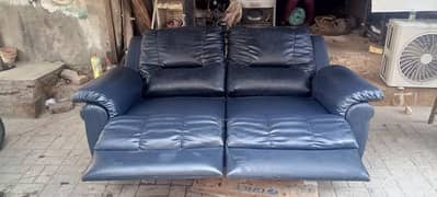 recliner sofa