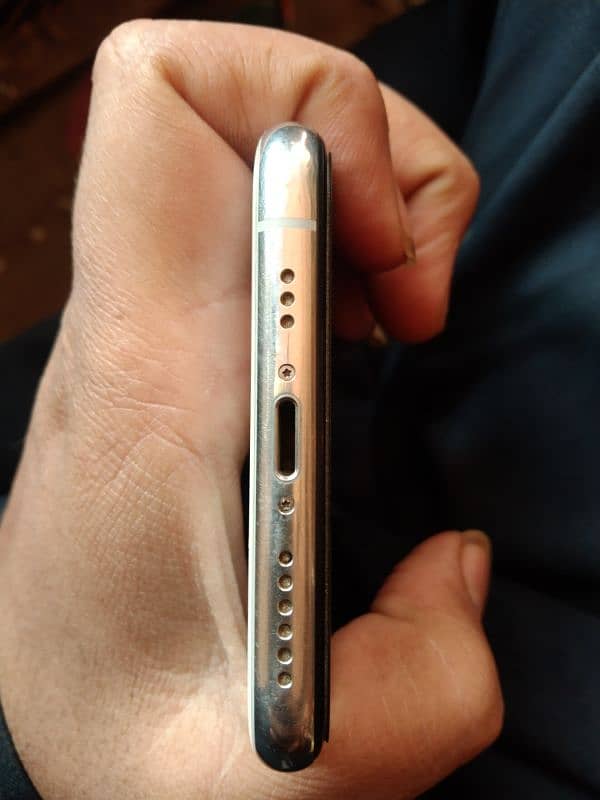 iPhone XS 256 GB non PTA 3