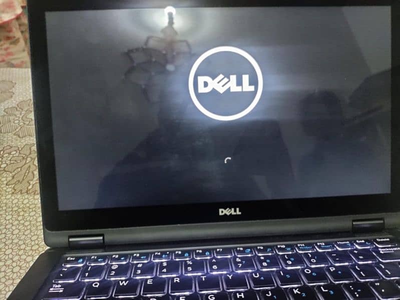 Dell Latitude 5289 i5,7Gen 5