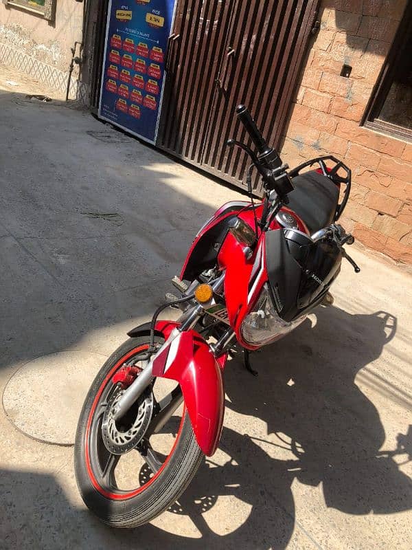 CB 150 for Sale in Good Condition 4