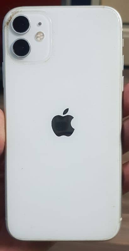 IPHONE 11 with box & charger 0