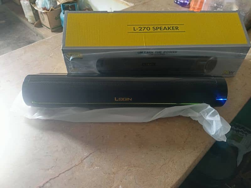 Login speaker L-207 0