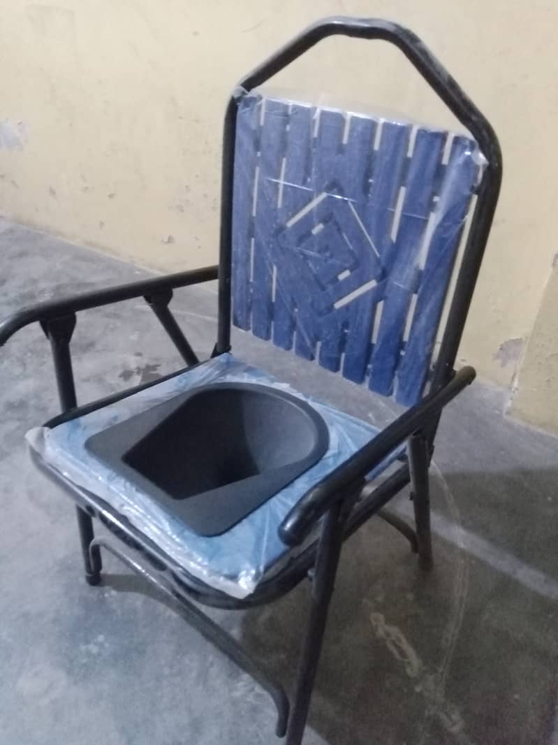 Washroom chair 1