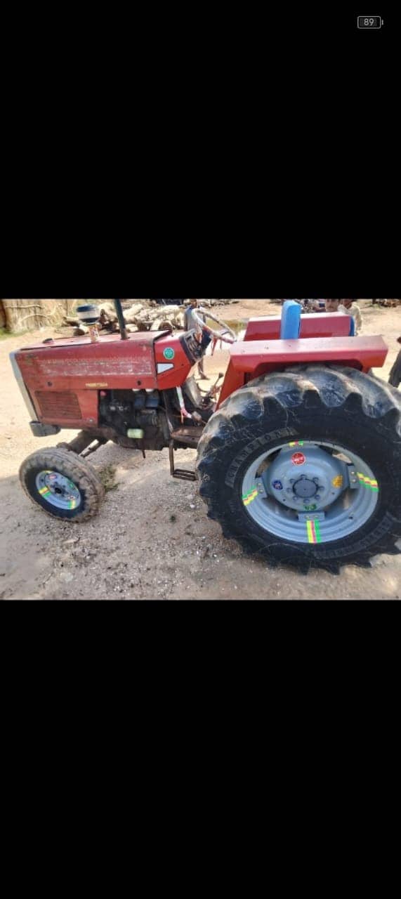 Massey Ferguson 375 Model 1992 2