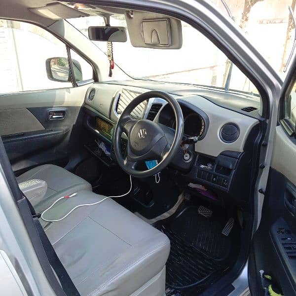 Suzuki Wagon R 2012 5