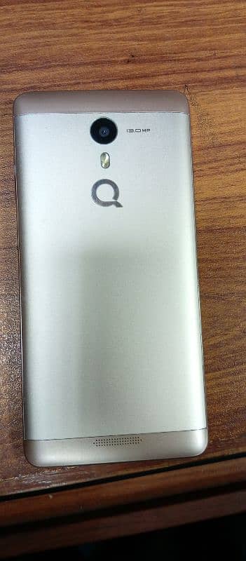 q mobile nor E2 condition 9/10 3