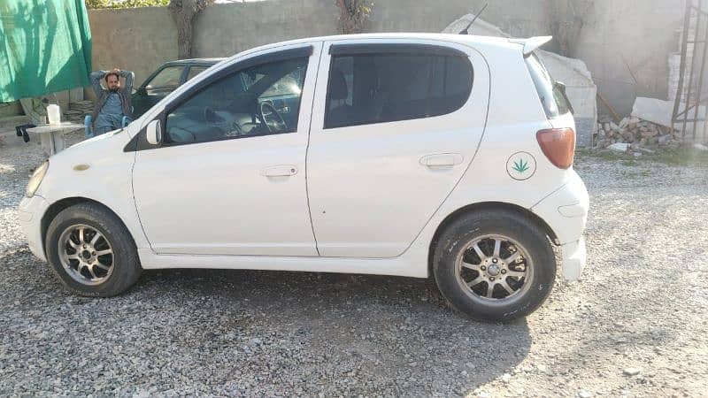 Toyota Vitz 2008 8