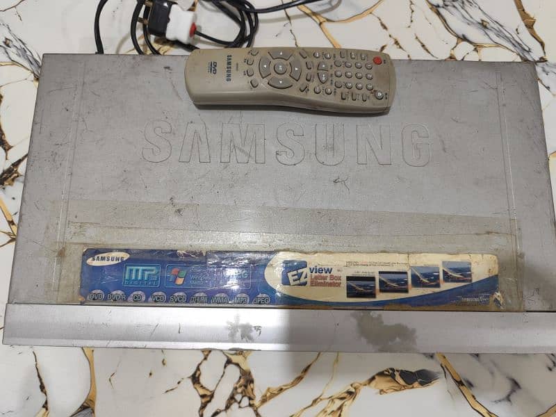 Samsung DVD player 1