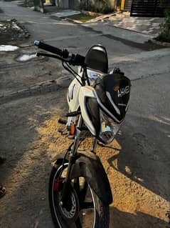 HONDA CB125F SPECIAL EDITION