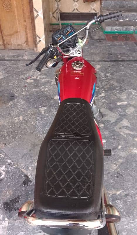 Honda CG 125 Brand New Condition 10/10 3