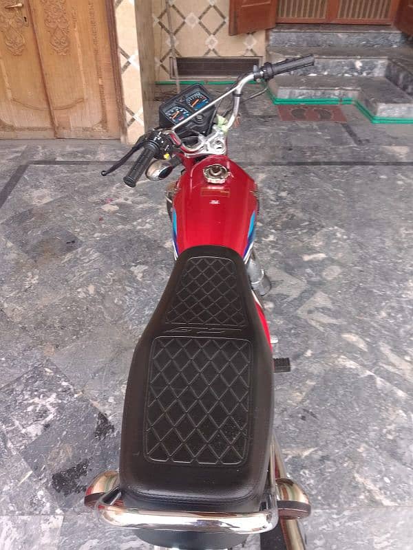 Honda CG 125 Brand New Condition 10/10 4