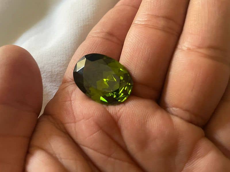 Green Zircon 0