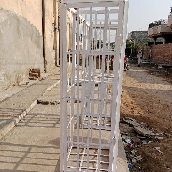 steel rack for sales man 1