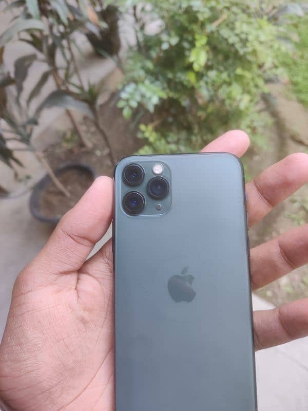 iPhone 11 pro Non PTA Factory unlocked 1