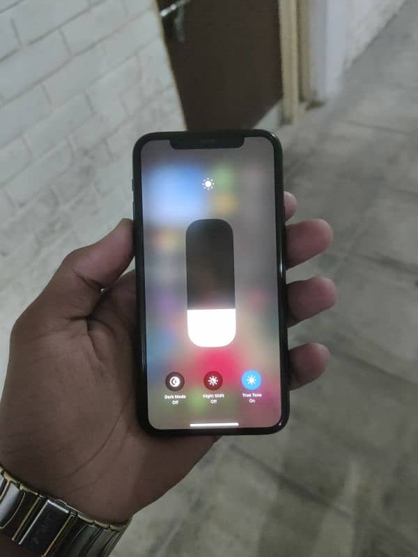 iPhone 11 pro Non PTA Factory unlocked 5