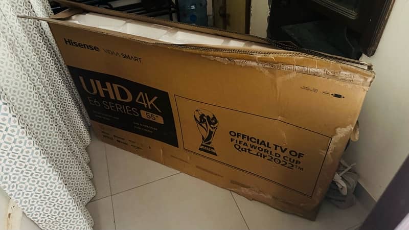 Hisense 55 inch LED Genuine Condition good as new (With Box) E6H with 5