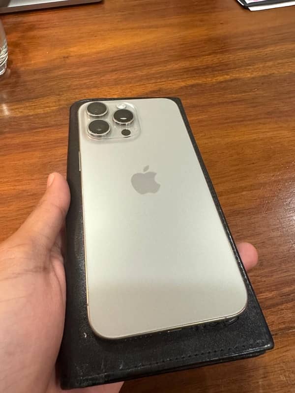 Apple iPhone 15 Pro Max, Pta approved 4