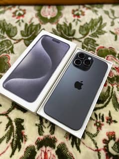 iphone 15  pro max in mew comdiotion jv black titanium