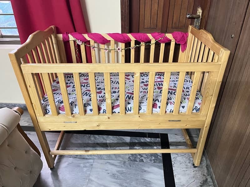 Handcrafted Solid Wooden Baby Cot/Cradle (Durable & Safe) 0