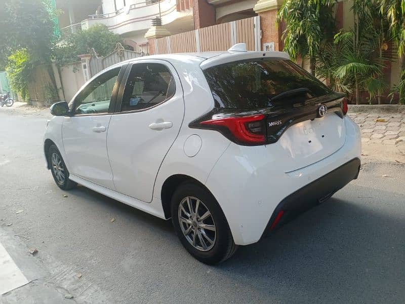 Toyota Yaris 2021 5