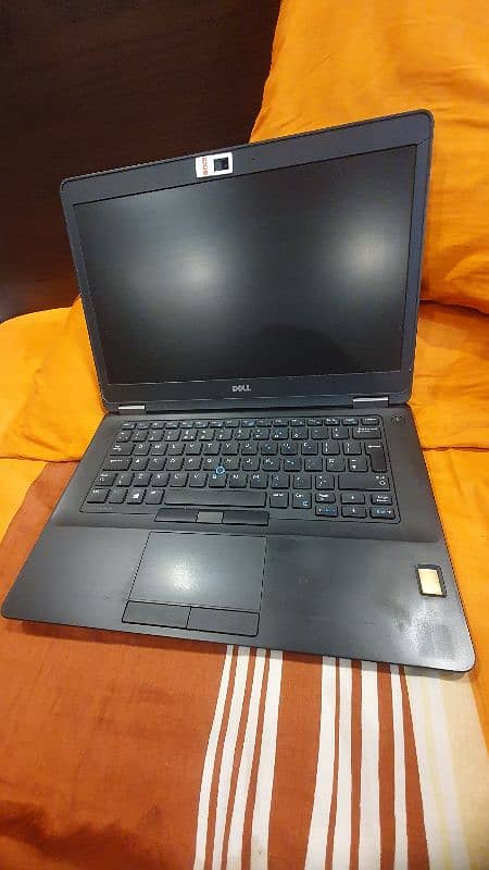 Dell Latitude E5470 1