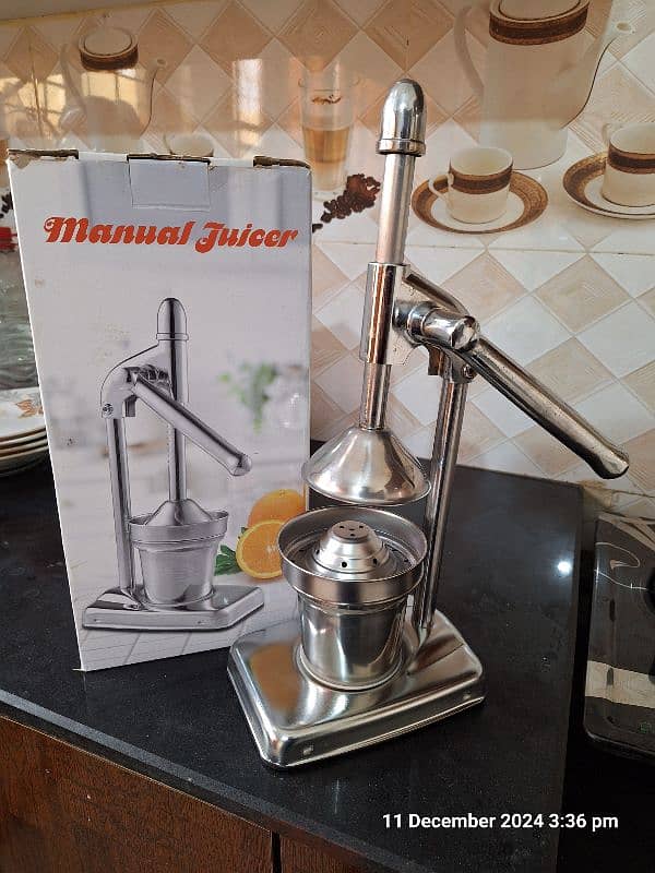 Manual Juicer 0