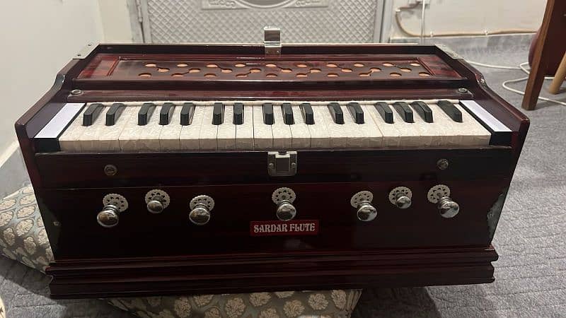 Harmonium 0