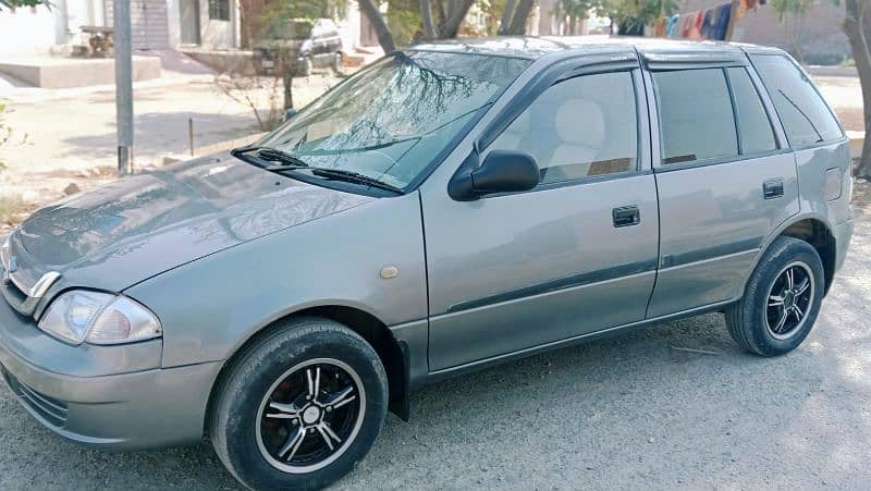 Suzuki Cultus VXR 2011 model    2012 regestred 10