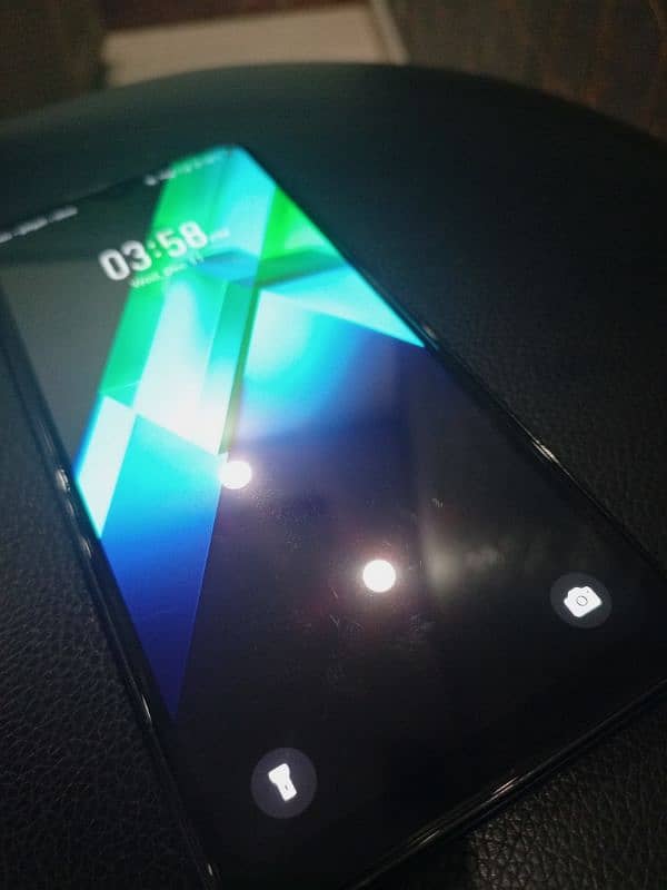 infinix Note 12 Pro  8 / 128 0