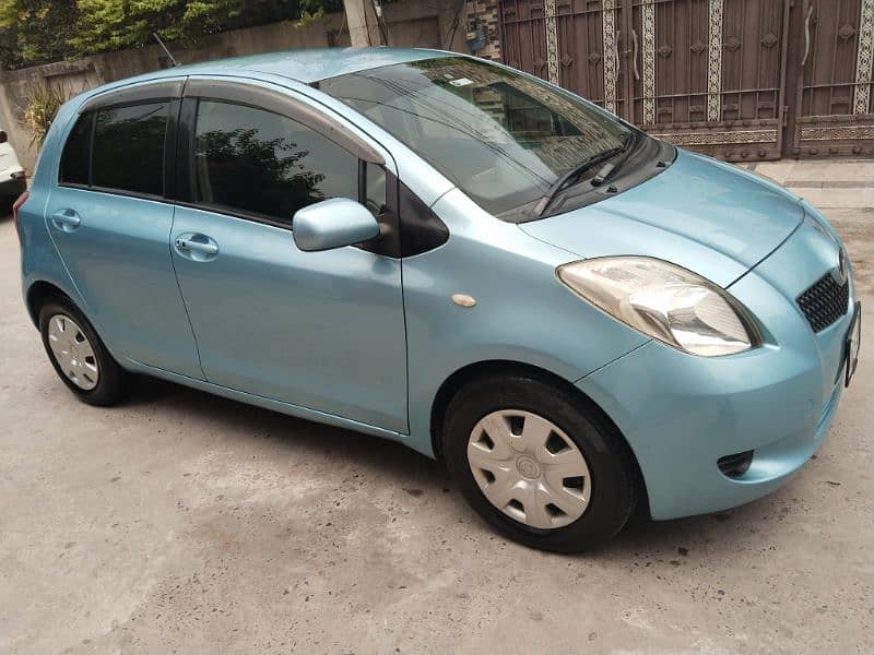 Toyota Vitz ill 1.3 2