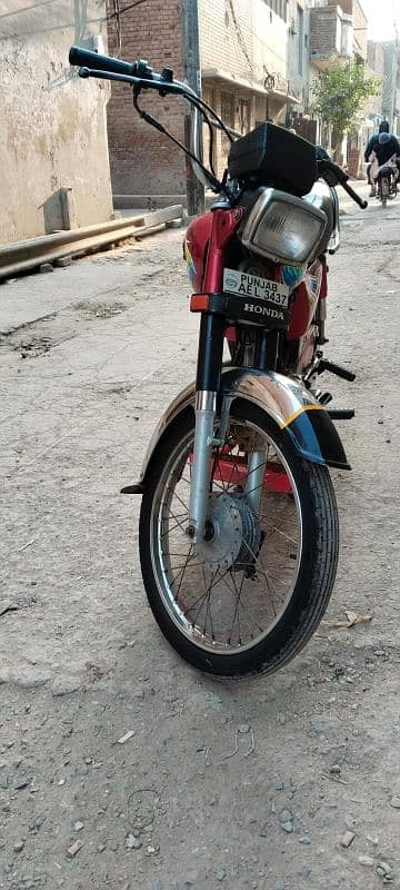 Honda cd 70.2021 model bohat pyari bike ha All documents clear 1