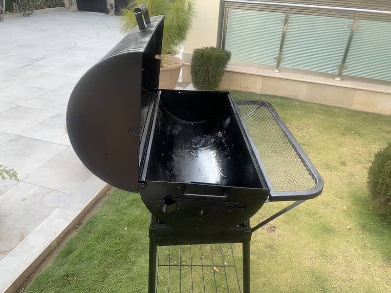 Bar b q griller for home use 1